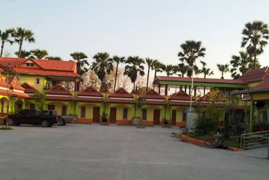ร่มรื่น รีสอร์ท Romruen Resort