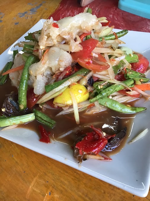 ร้านอุบลตำครกแตก