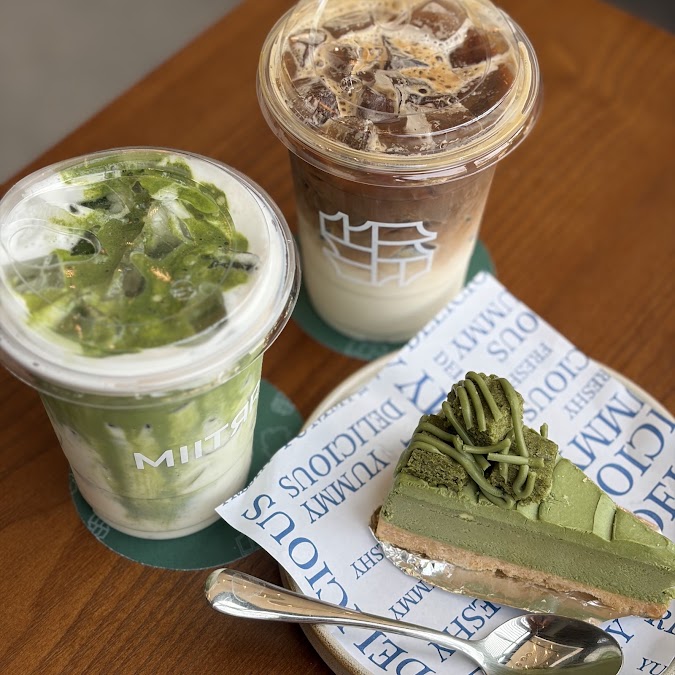 MIITRR Cafe & Bar