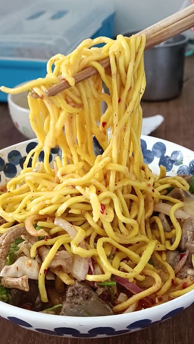 ตุ๋ยข้าวซอย