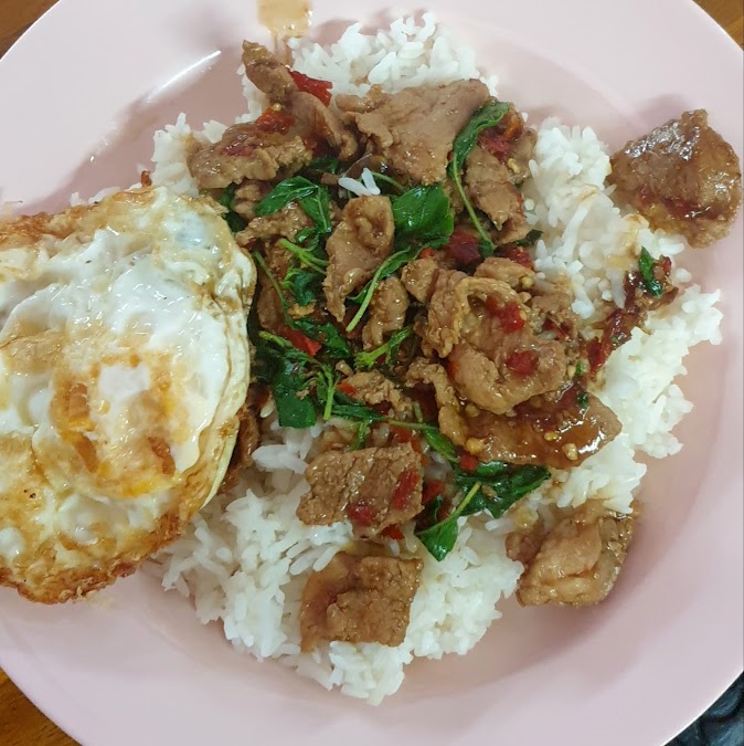 พรไข่หงส์ขนมและอาหารตามสั่ง