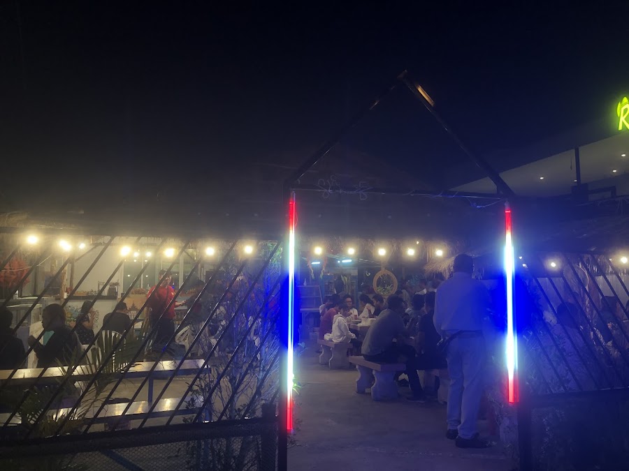 Revo7 Restaurant