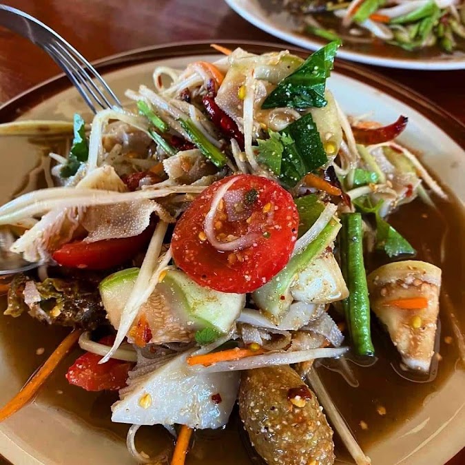 ยาริสส้มตำ ยำเขย่า