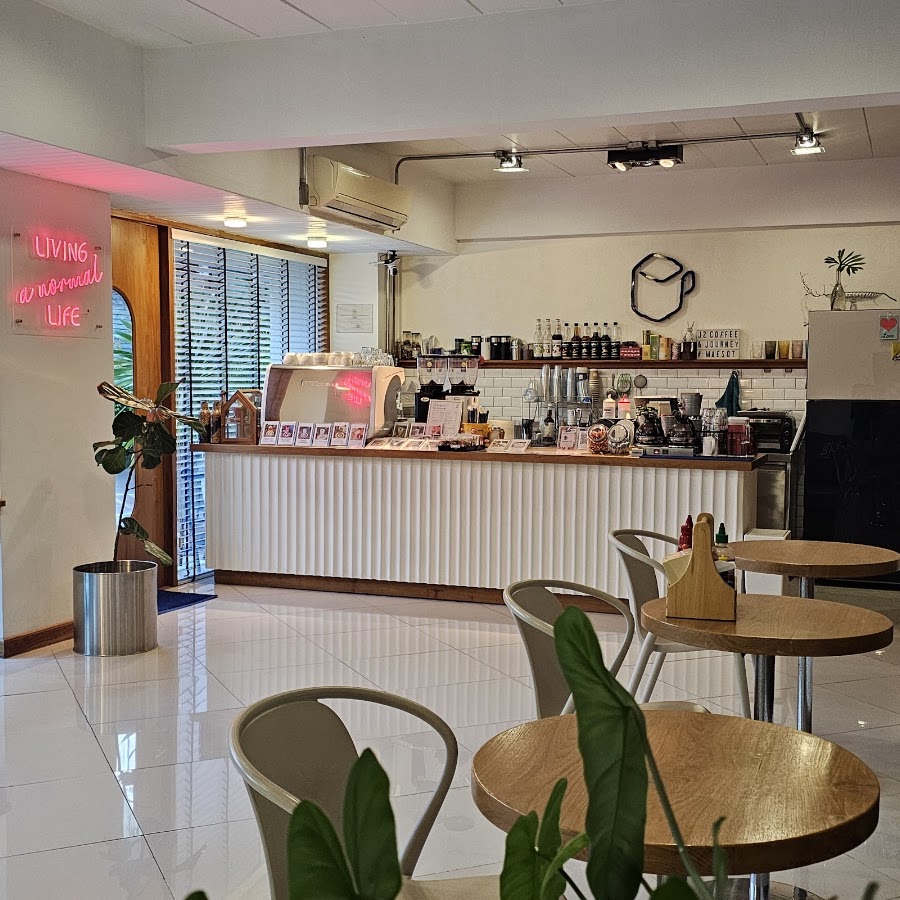 J2 Coffee & Journey